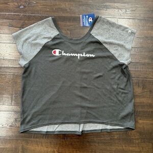 Champion Short Sleeve Criss Cross Back Top Size Large Women